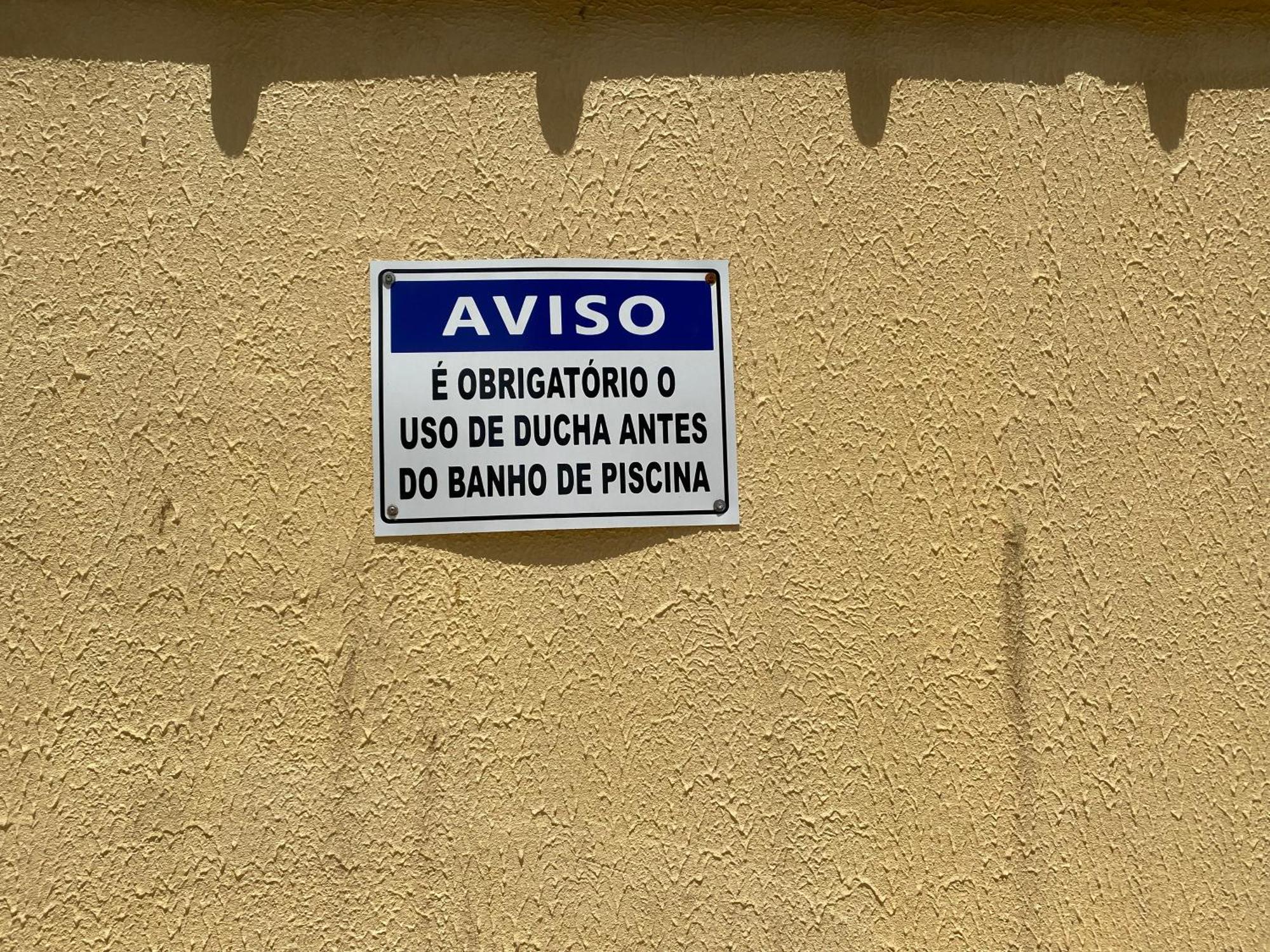 Triplex Piscina Churrasqueira Lava E Seca Wi-Fi E 2 Tvs Em Condominio Com 90M2 No Centro De אובטובה מראה חיצוני תמונה